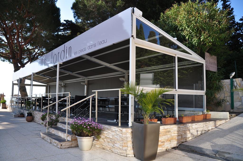 Hotel De La Plage Le Lavandou Exterior foto